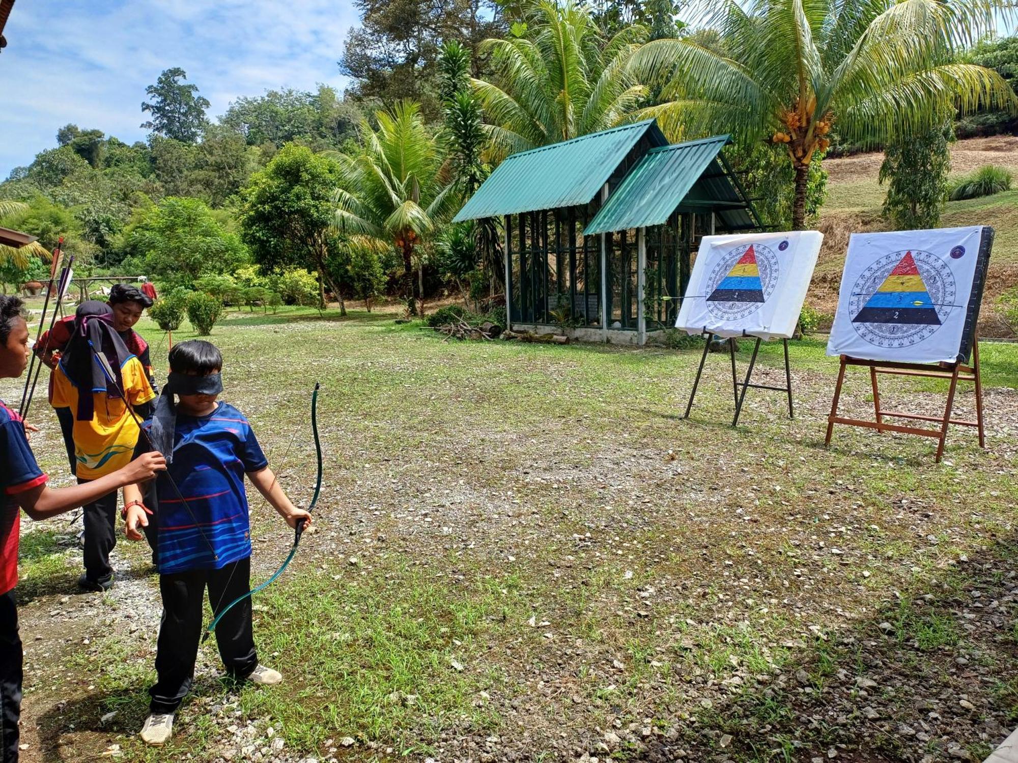 Hotel Lemuni Retreat & Training Centre - Kerling, Selangor Esterno foto